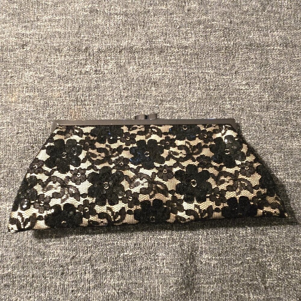 KATE LANDRY LACE CLUTCH